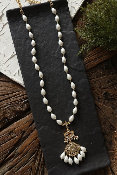 Do Taara Kundan Embellished Pendant Necklace 