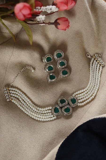Shop Do Taara Green Crystals, Stones Cubic Zirconia Embellished Pendant Choker Set at Aza Fashions Shop_Do Taara_Green Crystals, Stones Cubic Zirconia Embellished Pendant Choker Set _at_Aza_Fashions