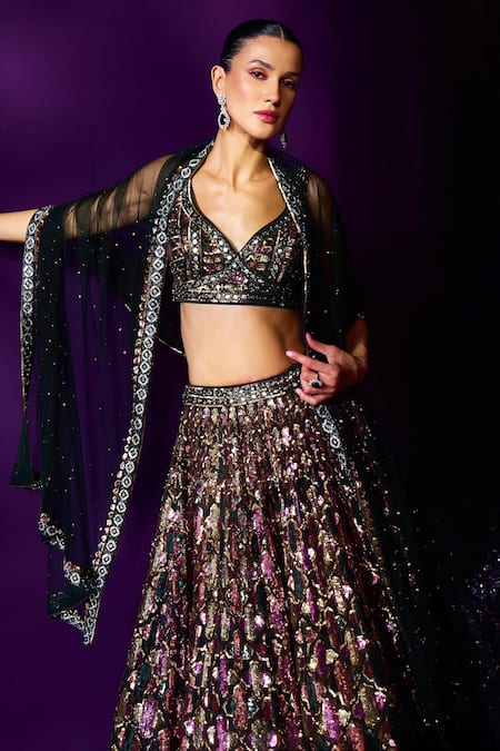 Angad Singh Emerald Green Organza Sequins, Crystals Boat And Embroidered Bridal Lehenga Set Online at Aza Fashions Angad Singh_Emerald Green Organza Sequins, Crystals Boat And Embroidered Bridal Lehenga Set _Online_at_Aza_Fashions