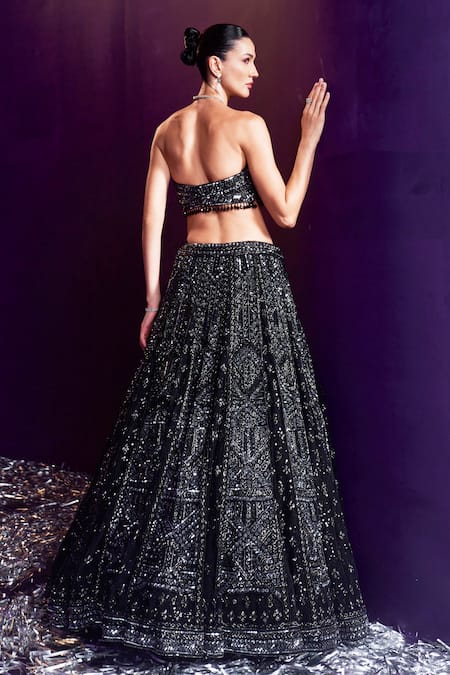 Shop Angad Singh Black Net Sequins, Crystals, Embroidery Sweetheart Neck Glass Pipe Lehenga Set at Aza Fashions Shop_Angad Singh_Black Net Sequins, Crystals, Embroidery Sweetheart Neck Glass Pipe Lehenga Set _at_Aza_Fashions