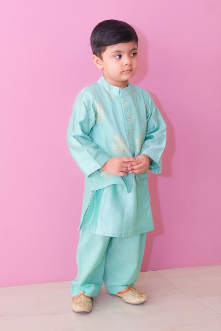 Pankhuri by Priyanka Woven Floral Overlap Panel Kurta With Pyjama 