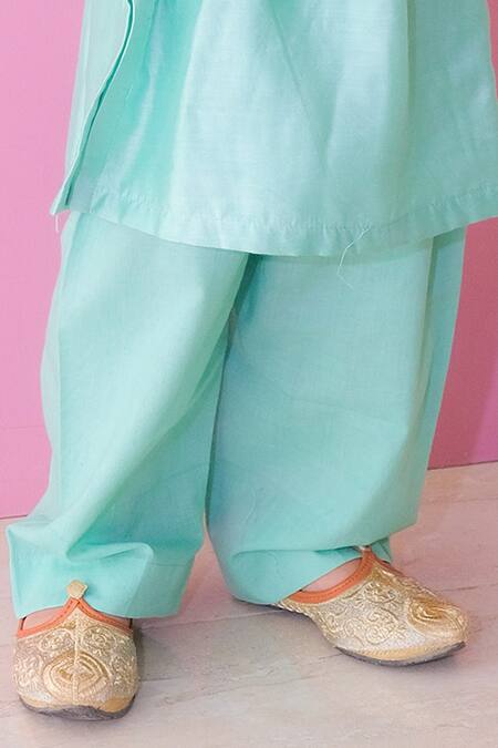 Pankhuri By Priyanka Green Cotton, Chanderi Zari, Woven Floral Overlap Panel Kurta With Pyjama Online at Aza Fashions Pankhuri By Priyanka_Green Cotton, Chanderi Zari, Woven Floral Overlap Panel Kurta With Pyjama _Online_at_Aza_Fashions