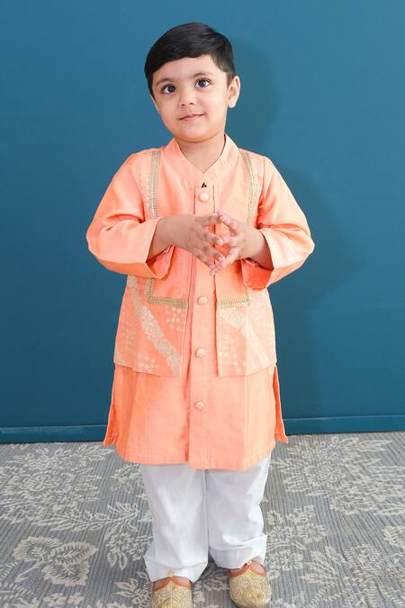 Shop_Pankhuri By Priyanka_Peach Cotton, Chanderi Embroidery, Floral Woven Overlap Panel Kurta With Pyjama _Online_at_Aza_Fashions