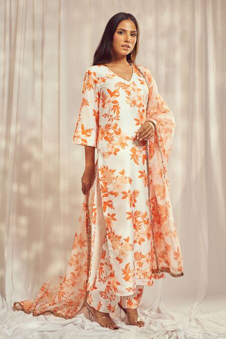 Buy_Harshita Singhvi_Orange Tussar, Silk, Organza Lace V-neck Floral Print Kurta Pant Set _Online_at_Aza_Fashions