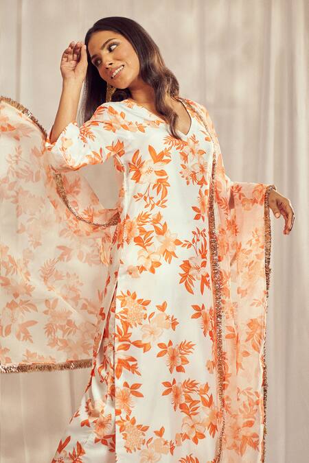 Harshita Singhvi_Orange Tussar, Silk, Organza Lace V-neck Floral Print Kurta Pant Set _at_Aza_Fashions