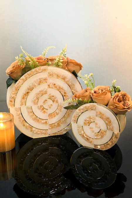 The Bling Edit Yellow Acrylic Stone High Low Embellished Vase 4 Pcs Set 