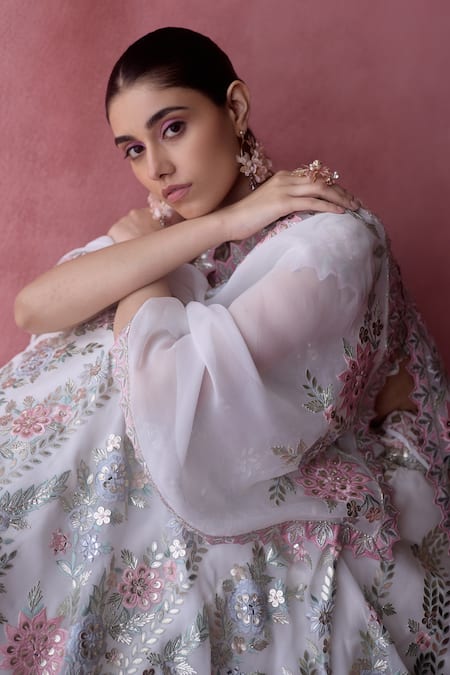 Buy_SUHINO_White Organza, Cotton Mirrors, Patchwork, Gota Patti, Bahar Lehenga Set 