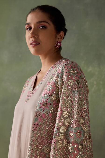 Shop SUHINO Grey Organza, Cotton Mirrors, Patchwork, Embroidery Mughlai Gul Kurta Pant Set Online at Aza Fashions Shop_SUHINO_Grey Organza, Cotton Mirrors, Patchwork, Embroidery Mughlai Gul Kurta Pant Set _Online_at_Aza_Fashions