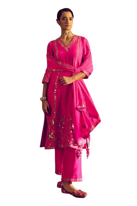 Buy_Punit Balana_Pink Silk Embroidery, Applique V-neck Foil Kurta Set _Online_at_Aza_Fashions