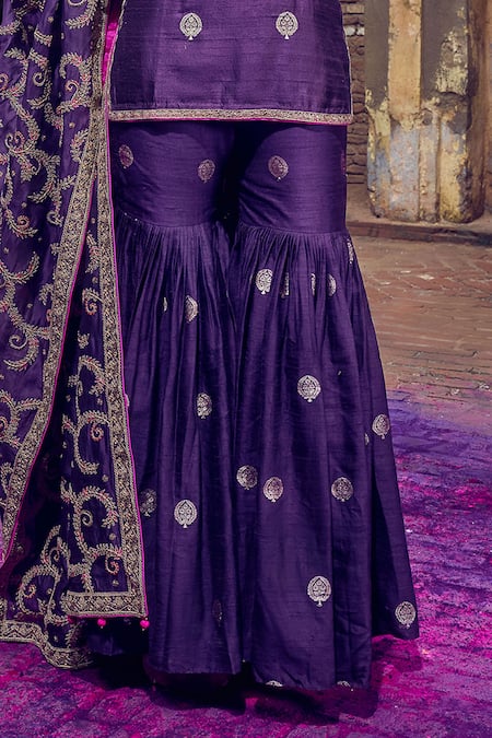 Punit Balana Purple Silk, Organza Gota Patti, Embroidery Halter Neck Mughal Marodi Kurta Set Online at Aza Fashions Punit Balana_Purple Silk, Organza Gota Patti, Embroidery Halter Neck Mughal Marodi Kurta Set _Online_at_Aza_Fashions