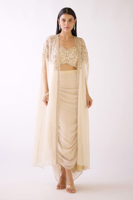 Basanti - Kapde Aur Koffee Ivory Organza Embroidery Floral Blouse Sweetheart Cape And Skirt Set 