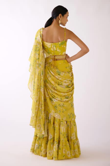 Basanti - Kapde Aur Koffee Floral Print Pre-Draped Saree Set 