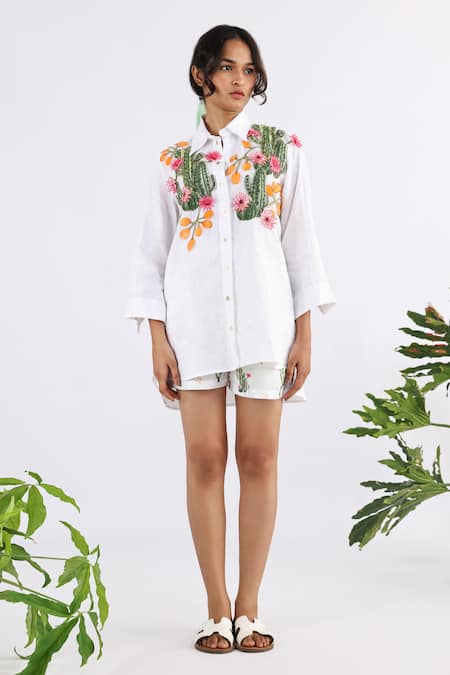 Studio Moda India White Linen Embroidery Collared Floral Applique Work Shirt Online at Aza Fashions Studio Moda India_White Linen Embroidery Collared Floral Applique Work Shirt _Online_at_Aza_Fashions