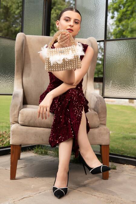 Modarta White Pearls, Feathers, Beads Handbag With Online at Aza Fashions Modarta_White Pearls, Feathers, Beads Handbag With _Online_at_Aza_Fashions