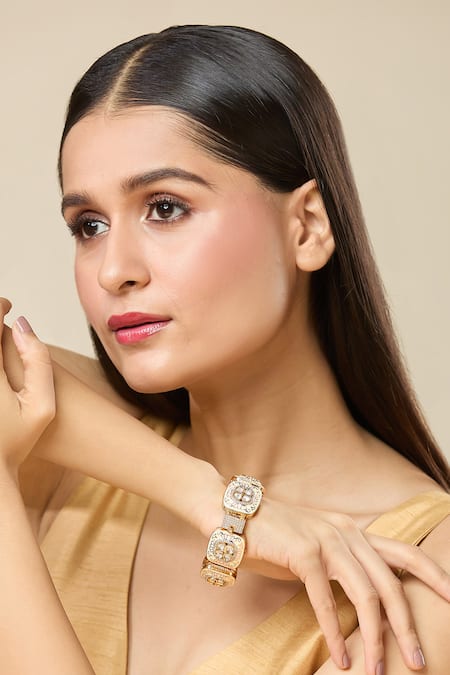 Nazaakat By Samara Singh Floral Meenakari Work Bracelet 