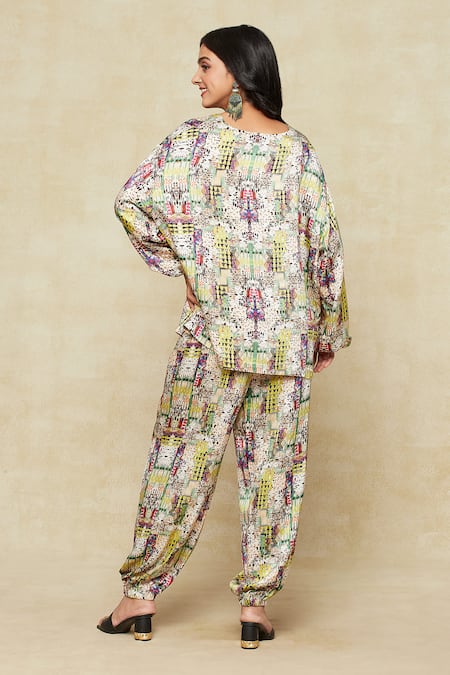 Anamika Khanna Printed Top & Joggers Co-ord Set 