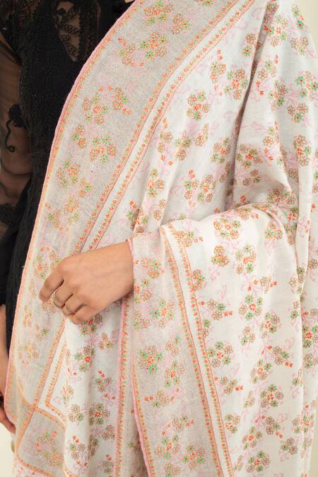 Buy Pashme Ladakh Ivory Embroidered Floral Vine Pashmina Shawl Online at Aza Fashions Buy_Pashme Ladakh_Ivory Embroidered Floral Vine Pashmina Shawl_Online_at_Aza_Fashions