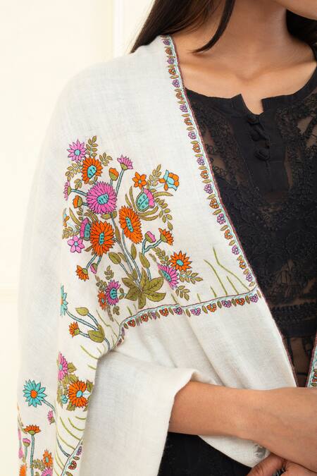 Pashme Ladakh Ivory Embroidered Floral Bunch Pashmina Shawl at Aza Fashions Pashme Ladakh_Ivory Embroidered Floral Bunch Pashmina Shawl_at_Aza_Fashions