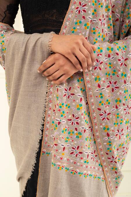 Shop Pashme Ladakh Beige Embroidered Vine Woven Pashmina Shawl Shop_Pashme Ladakh_Beige Embroidered Vine Woven Pashmina Shawl