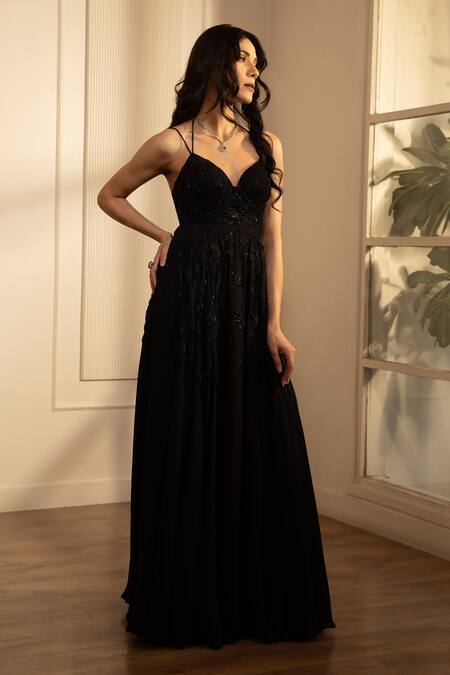 House Of KàRMàH Black Georgette Crepe Embroidered Sequins Sweetheart Midnight Gown With Dupatta Online at Aza Fashions House Of KàRMàH_Black Georgette Crepe Embroidered Sequins Sweetheart Midnight Gown With Dupatta _Online_at_Aza_Fashions