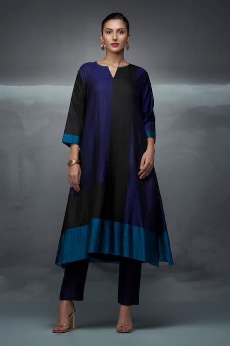 Nachiket Barve Color Blocked Kurta Palazzo Set 