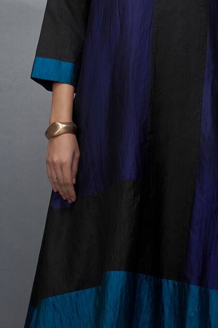 Buy_Nachiket Barve_Blue Silk, Tussar Split V-neck Color Blocked Kurta Palazzo Set _Online_at_Aza_Fashions