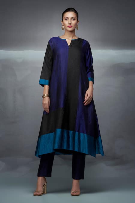 Nachiket Barve Color Block Pattern Kurta 