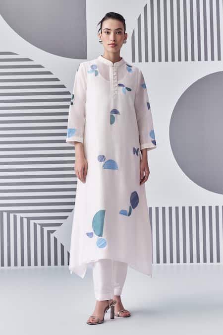 Buy_Nachiket Barve_Ivory Chanderi, Cotton Satin, Georgette Embroidery Mandarin Trapezium Kurta Set _Online_at_Aza_Fashions