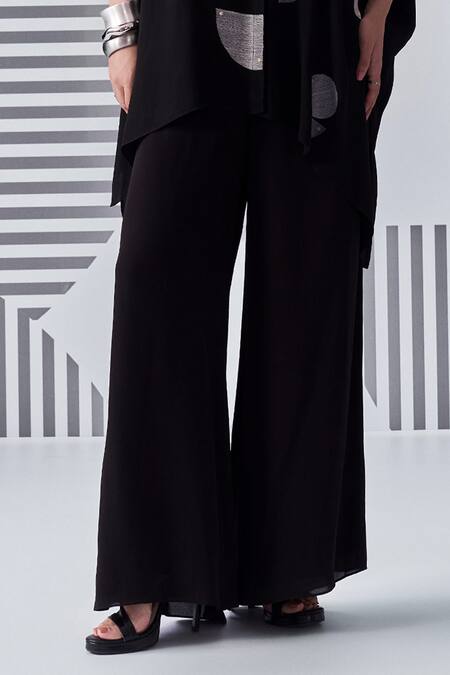 Shop Nachiket Barve Black Georgette Embroidery Collared Thread Poncho Shirt And Pant Set Online at Aza Fashions Shop_Nachiket Barve_Black Georgette Embroidery Collared Thread Poncho Shirt And Pant Set _Online_at_Aza_Fashions