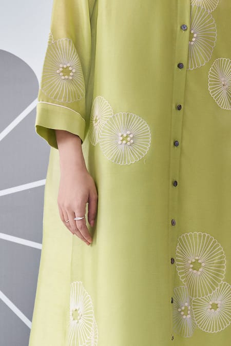 Nachiket Barve Green Chanderi , Embroidery Mandarin Collar Straight Tunic Online at Aza Fashions Nachiket Barve_Green Chanderi , Embroidery Mandarin Collar Straight Tunic _Online_at_Aza_Fashions