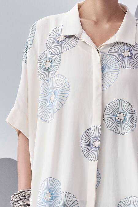 Buy Nachiket Barve Ivory Georgette, Denim Embroidery Collared Floral Poncho Shirt With Pant Online at Aza Fashions Buy_Nachiket Barve_Ivory Georgette, Denim Embroidery Collared Floral Poncho Shirt With Pant _Online_at_Aza_Fashions