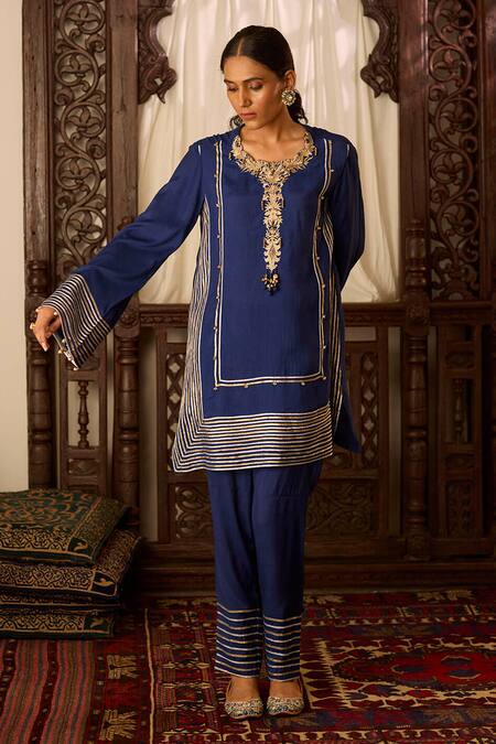 Inej Blue Cotton, Silk Gota Patti, Sequins, Embroidered Kashmiri Kurta And Pant Set Online at Aza Fashions Inej_Blue Cotton, Silk Gota Patti, Sequins, Embroidered Kashmiri Kurta And Pant Set _Online_at_Aza_Fashions
