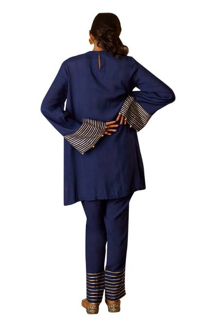 Inej Blue Cotton, Silk Gota Patti, Sequins, Embroidered Kashmiri Kurta And Pant Set at Aza Fashions Inej_Blue Cotton, Silk Gota Patti, Sequins, Embroidered Kashmiri Kurta And Pant Set _at_Aza_Fashions