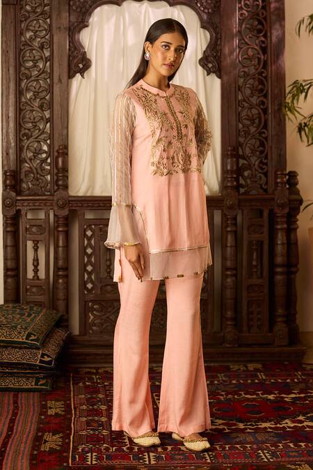 Inej Peach Cotton, Silk Beads Bandeau Neck Embroidered Front Tunic And Pant Set at Aza Fashions Inej_Peach Cotton, Silk Beads Bandeau Neck Embroidered Front Tunic And Pant Set _at_Aza_Fashions