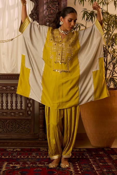 Inej Embroidered Neck Kaftan & Salwar Set 