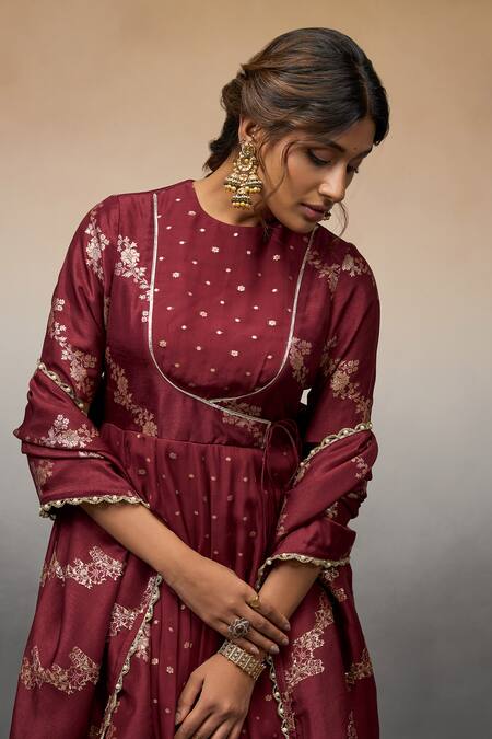 Buy_Parshya_Maroon Flannel, Silk Embroidery Round Floral Vine Pattern Anarkali Palazzo Set _Online_at_Aza_Fashions
