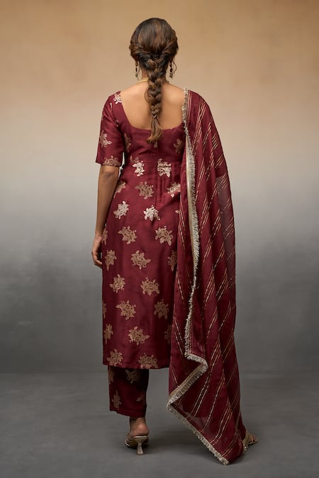 Parshya Floral Bloom Pattern Kurta Pant Set 