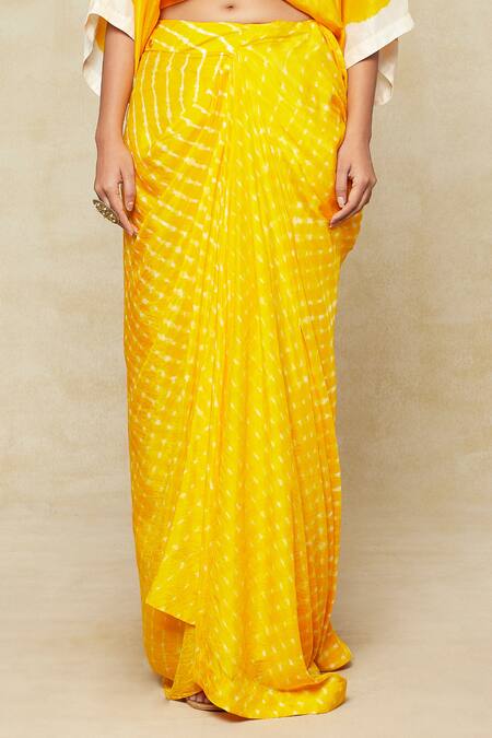 Buy_Pink City by Sarika_Yellow Silk V-neck Leheriya Print Draped Skirt Set 