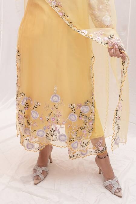 Ankita S Goswami_Yellow Organza, Chanderi Dreamy Daffodil Floral Sheer Kurta Culottes Set _Online_at_Aza_Fashions