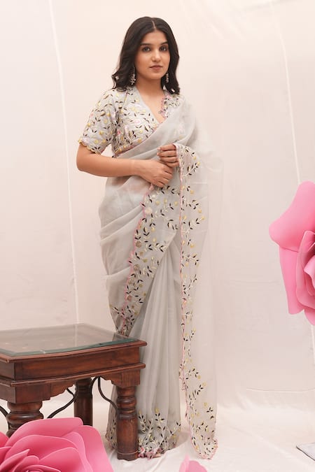 Ankita S Goswami Fresh Flowers Embroidered Scalloped Saree With Blouse 