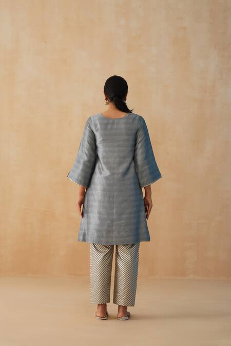 Buy_Palak & Mehak_Grey Crepe, Chiffon Embroidery, Lace V-neck Kurta Pant Set 