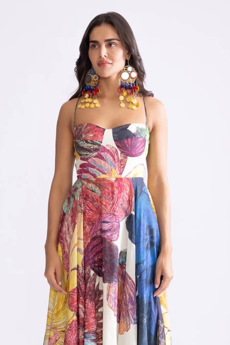 Buy Saaksha & Kinni Ivory Cotton Sweetheart Neck Marilyn Daisy Print Dress Online at Aza Fashions Buy_Saaksha & Kinni_Ivory Cotton Sweetheart Neck Marilyn Daisy Print Dress _Online_at_Aza_Fashions