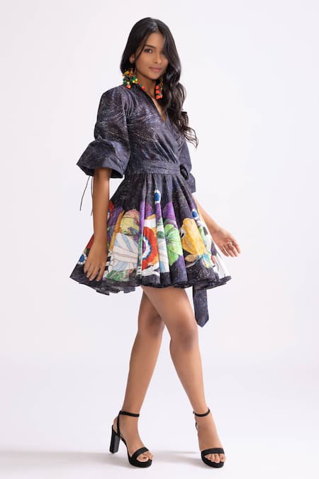 Buy_Saaksha & Kinni_Black Cotton Collared Faye Placement Print Dress_Online_at_Aza_Fashions