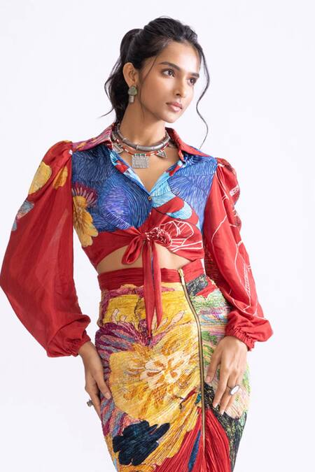 Saaksha & Kinni Red Cotton, Silk Embroidery Collared Bella Daisy Print Tie Up Shirt Online at Aza Fashions Saaksha & Kinni_Red Cotton, Silk Embroidery Collared Bella Daisy Print Tie Up Shirt _Online_at_Aza_Fashions