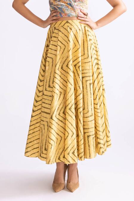 Buy Saaksha & Kinni Yellow Cotton Luna Chevron Print Flared Skirt Online at Aza Fashions Buy_Saaksha & Kinni_Yellow Cotton Luna Chevron Print Flared Skirt _Online_at_Aza_Fashions