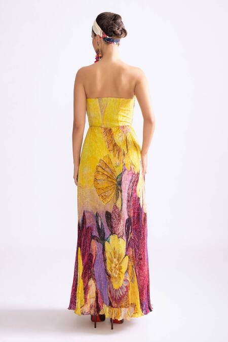 Shop_Saaksha & Kinni_Yellow Chiffon Sweetheart Neck Ingrid Daisy Print Corset Dress _at_Aza_Fashions