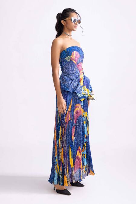 Buy_Saaksha & Kinni_Blue Chiffon Monica Tribal Print Skirt _Online_at_Aza_Fashions