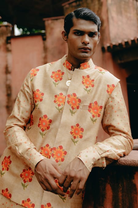 Drishti & Zahabia_Brown Silk, Cotton Embroidery Floral Print Bundi With Kurta Set _Online_at_Aza_Fashions