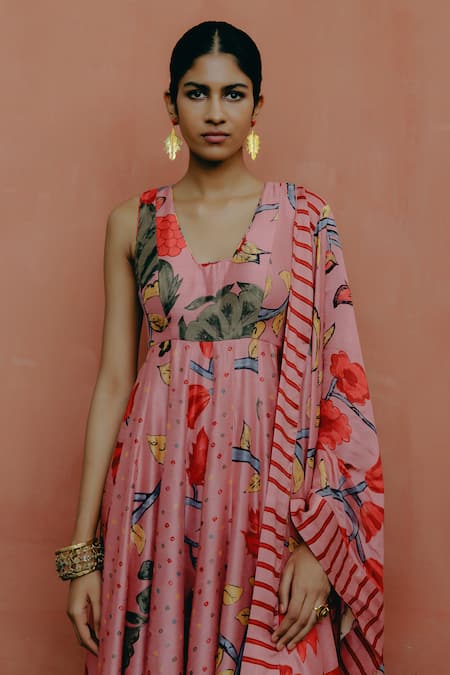 Shop_Drishti & Zahabia_Pink Silk, Crepe, Cotton Tassels V-neck Kalamkari Print Anarkali Set _Online_at_Aza_Fashions