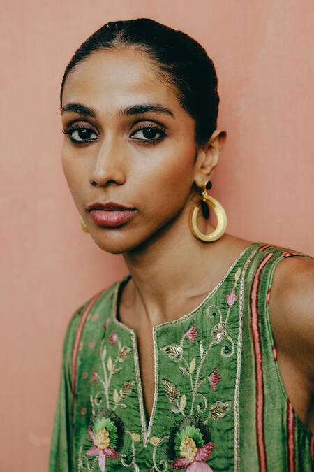 Shop_Drishti & Zahabia_Green Silk, Crepe Embroidery, Zari, Sequins Round Neck Hand Kurta Pant Set _Online_at_Aza_Fashions